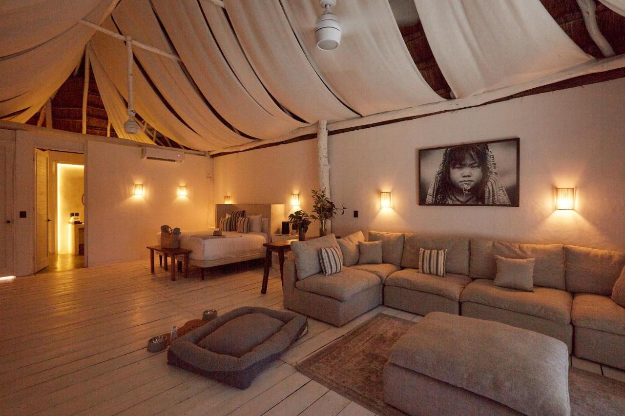Hotel Roc Luxe Tulum Extérieur photo