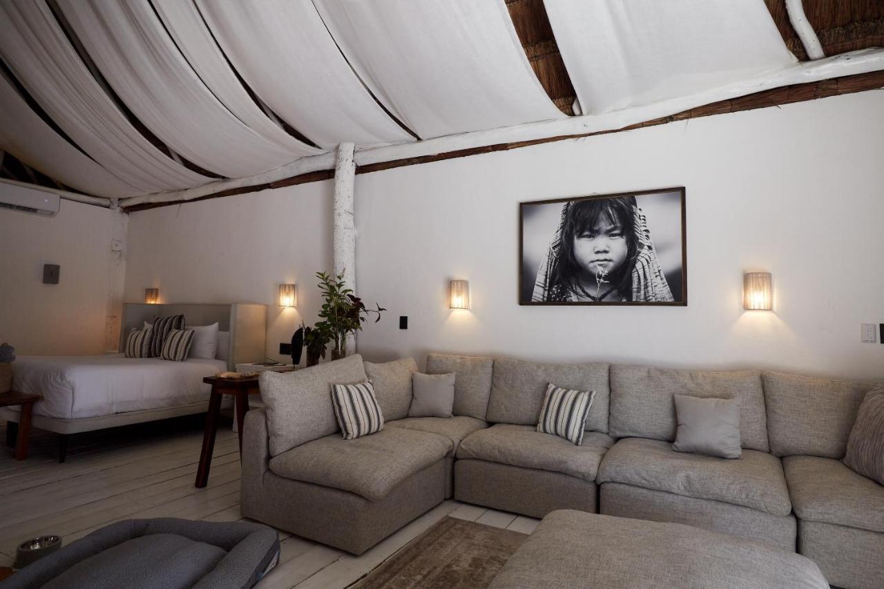 Hotel Roc Luxe Tulum Extérieur photo