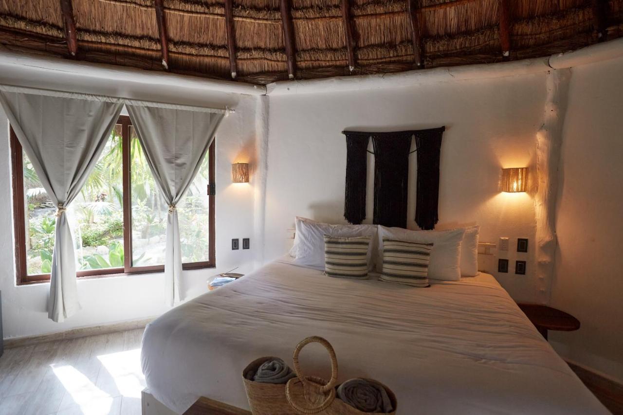 Hotel Roc Luxe Tulum Extérieur photo